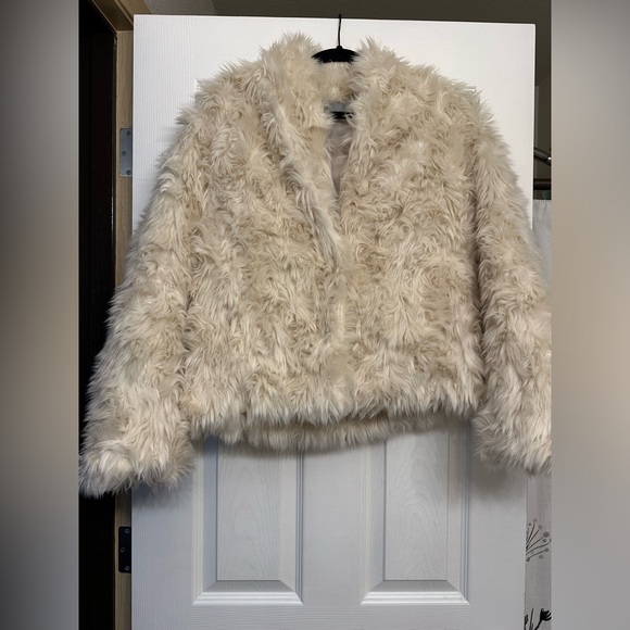 Vince Faux Shearling Fur Coat Jacket - Picture 7 of 12